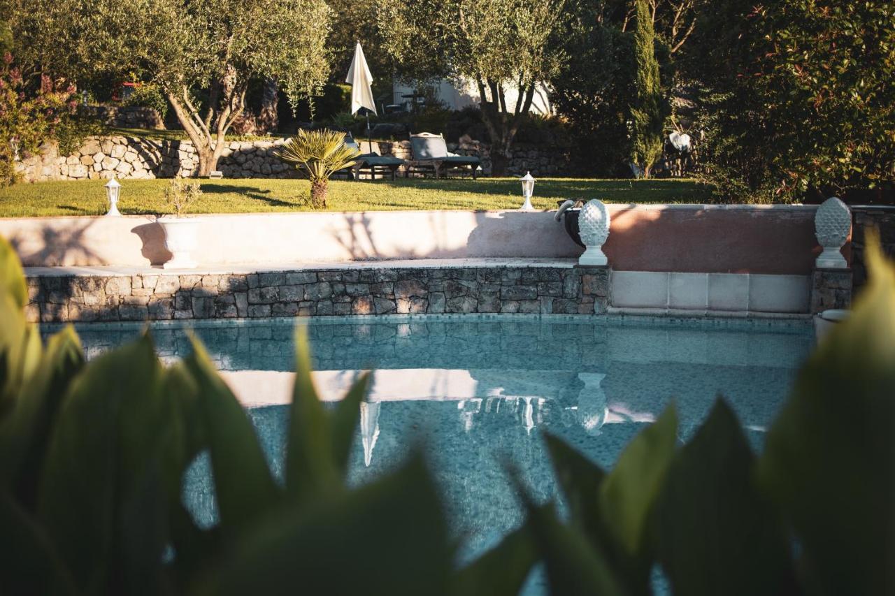 Maison De Vacances Villa Cardabella Le Tignet Eksteriør billede
